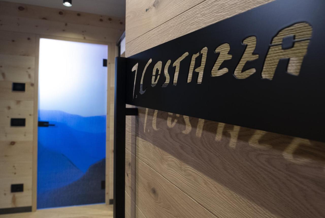 Locanda Degli Artisti Art Hotel Canazei Exteriér fotografie