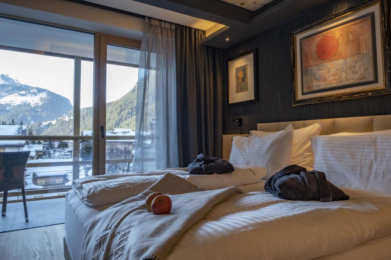 Locanda Degli Artisti Art Hotel Canazei Exteriér fotografie